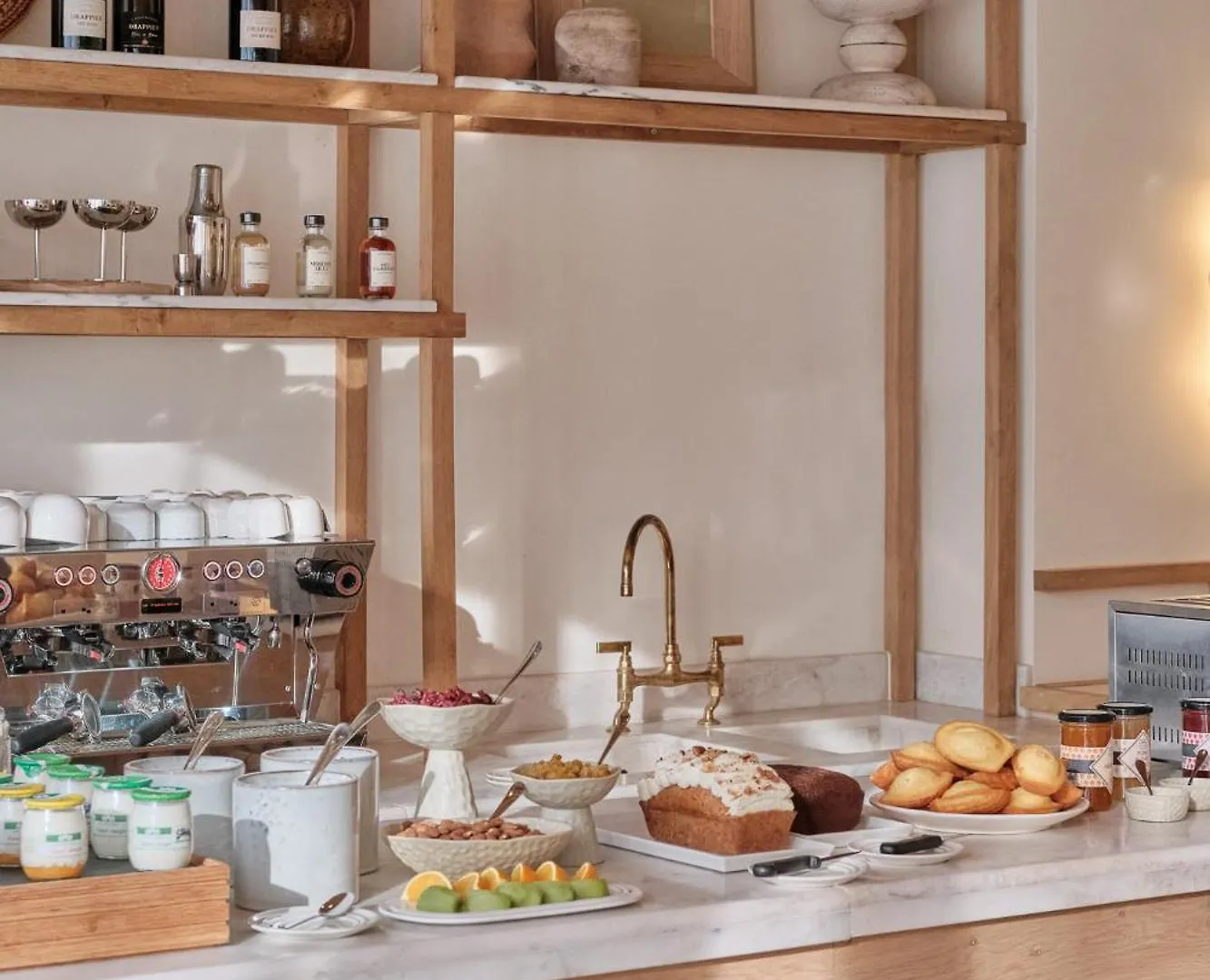 ****  Elysee Montmartre Hotel 巴黎 法国