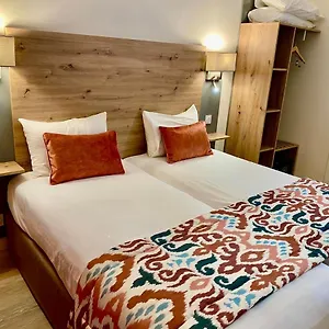 Hotel Derby Eiffel, Parigi