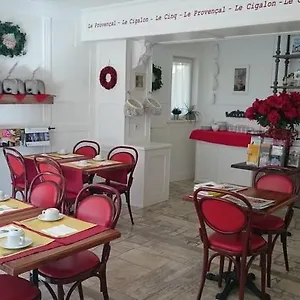 Le 5 Франция
