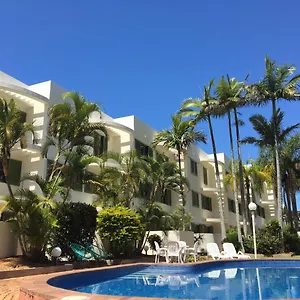 https://camargue-beachfront-apartments.queenslandhotels.net