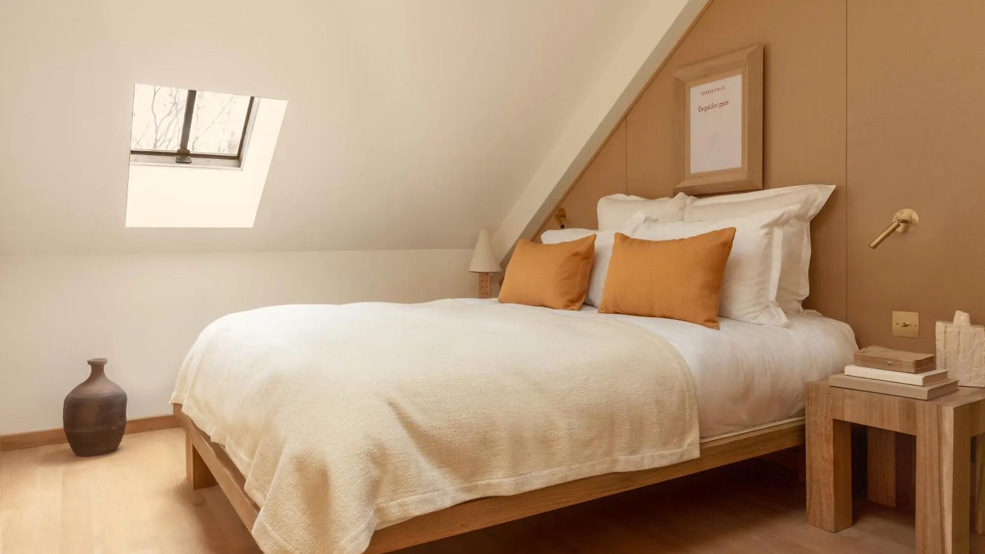 ****  Elysee Montmartre Hotel Paris France
